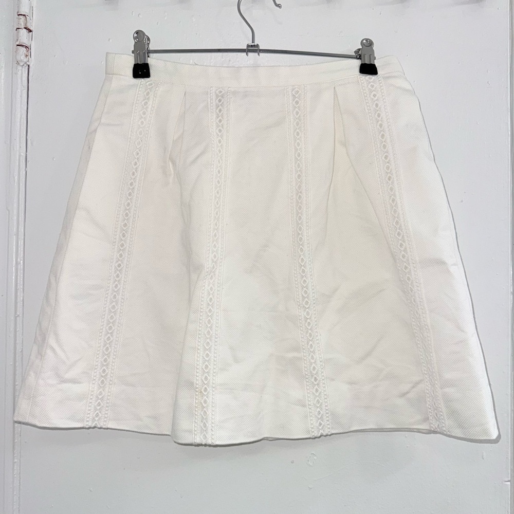 J Crew white lace stripe A-line skirt made of cotton pique size 4